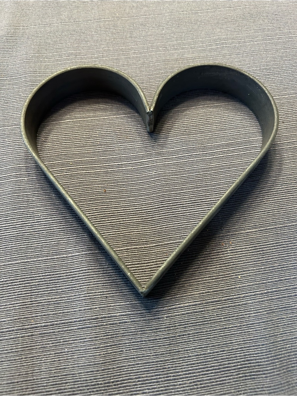 Heart Shaped Metal home decor - Gray